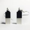 Pendientes largos de LEGO ® blancos y negros