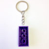 llavero LEGO morado